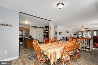 10700 Maple Ridge Dr, Spotsylvania, VA 22553 - photo 7