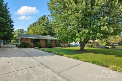 3301 Dan Hood Rd, Matthews, NC 28105 - photo 5