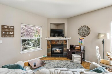 2020_10_10_61133_larkspur_lp-07