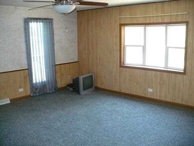 301 E Central St, Loyal, WI 54446 - photo 6