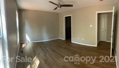 528 Hartness Rd, Statesville, NC 28677 - photo 3