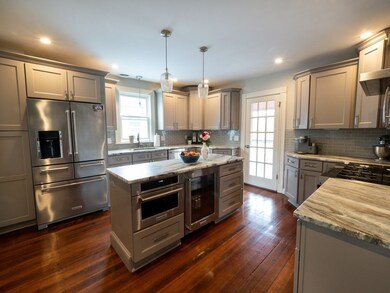 17 Roberts St unit 3, Brookline, MA 02445 - photo 2