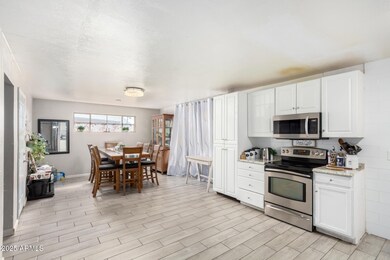 12814 N 29th Dr, Phoenix, AZ 85029 - photo 6