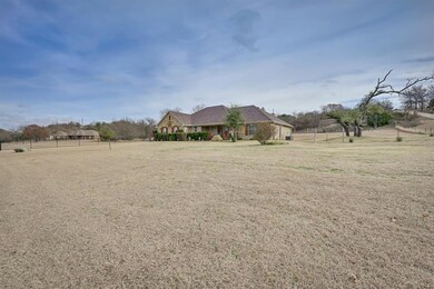 144 Miramar Cir, Weatherford, TX 76085 - photo 3