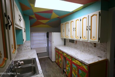 1126 Murray Dr, Jacksonville, FL 32205 - photo 5