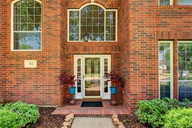 712 Stonecreek Cir, Friendswood, TX 77546 - photo 4