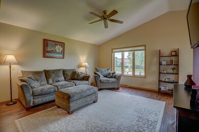 134 Ames St, Oregon, WI 53575 - photo 4