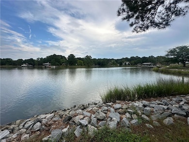 729 Charles Rd, Yorktown, VA 23692 - photo 7