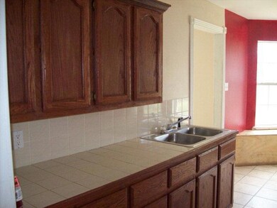 301 W Merida St, Weslaco, TX 78599 - photo 5