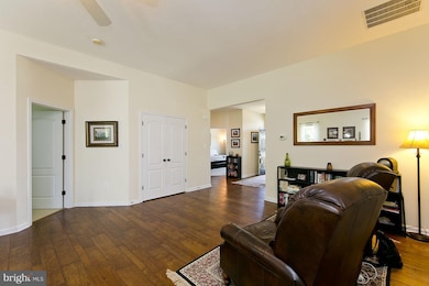 203 Spanish Oak Rd, Stephens City, VA 22655 - photo 4