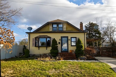 12 Stanford St, Warwick, RI 02888 - photo 2