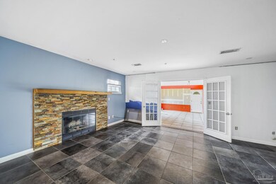 1900 Cope Ln, Pensacola, FL 32526 - photo 5