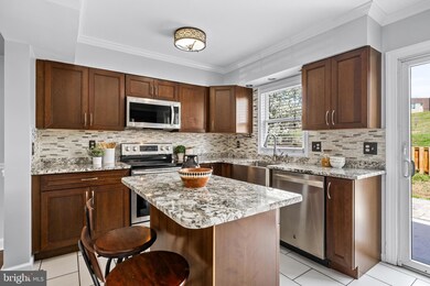 5805 Richardson Mews Square, Halethorpe, MD 21227 - photo 7