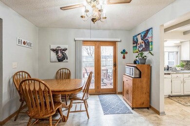 2116 E 25th St, Des Moines, IA 50317 - photo 5