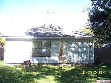 907 W Division St, Henryetta, OK 74437 - photo 4