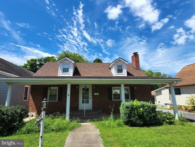 117 N Elm St, Moorefield, WV 26836 - photo 2