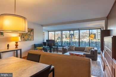 Watergate East Residences unit 207-N, Washington, DC 20037 - photo 3