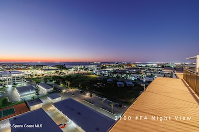 2100 P4 - Crown Realty (12 of 18)