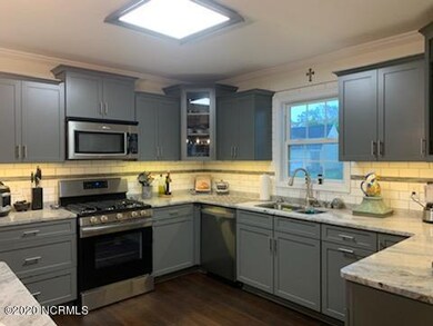 207 Lansing Ct, Jacksonville, NC 28540 - photo 7