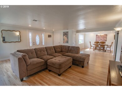 Living Room/Dining Room