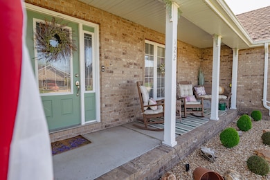 522 E Grace Exterior-4