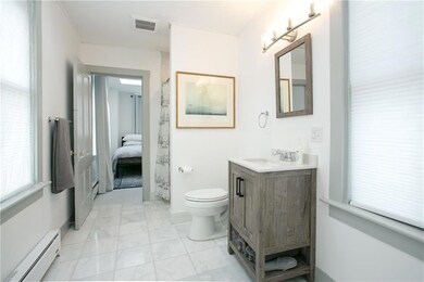 12 Poplar St unit 3, Newport, RI 02840 - photo 5