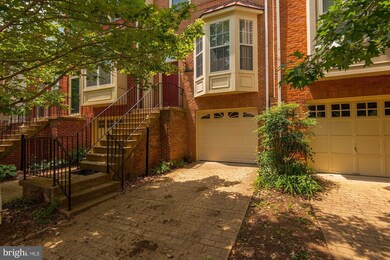 13122 Kidwell Field Rd, Herndon, VA 20171 - photo 2