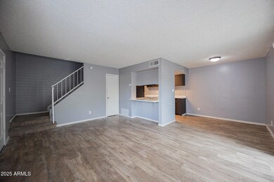 5440 W Belleview St, Phoenix, AZ 85043 - photo 3