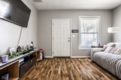 59 N 5th Ave, Beech Grove, IN 46107 - photo 5