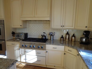 274 Palmer Hill Rd, Riverside, CT 06878 - photo 7