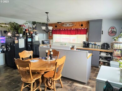 123 Rebel Hill Rd, Canyon City, OR 97820 - photo 5