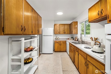 25740 20th Ave S, Des Moines, WA 98198 - photo 7