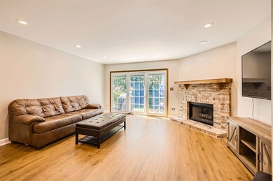 1825 Grove Ave unit 76A182, Schaumburg, IL 60193 - photo 3