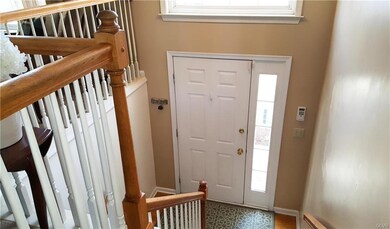 338 S Oak St, Freemansburg, PA 18017 - photo 2