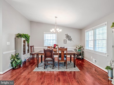 3510 Sleepy Hollow Rd, Falls Church, VA 22044 - photo 5