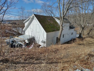 39 Spring St, Dexter, ME 04930 - photo 4