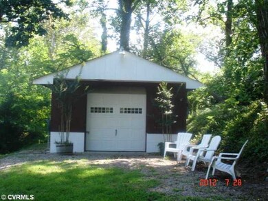Parking Lot/Garage - 1-Car Garage/.Boathouse with 