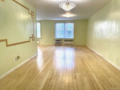 The Barbizon unit 415, Flushing, NY 11354 - photo 5