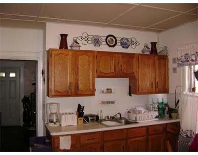 11 Albion St, Somerville, MA 02143 - photo 3