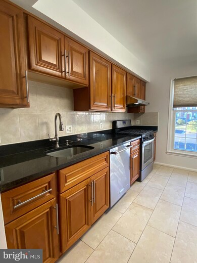 14337 Rosetree Ct, Silver Spring, MD 20906 - photo 6