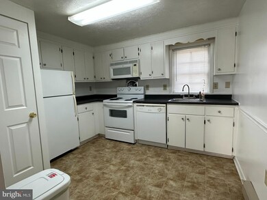 22 Peyton St unit 3, Winchester, VA 22601 - photo 5