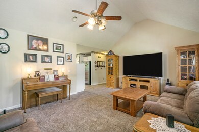 801 Indian Springs Cir, Manchester, TN 37355 - photo 7