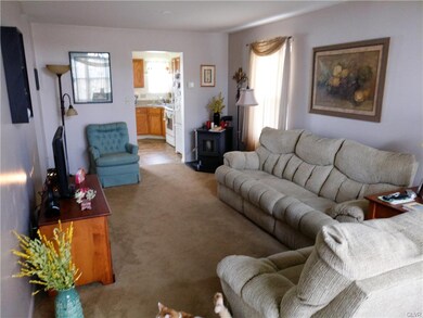 2242 Juniper Dr, Coplay, PA 18037 - photo 4