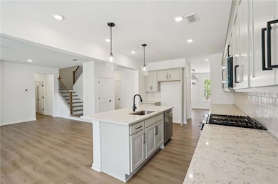 *Sample product photo. Actual exterior and interior selections may vary by homesite*