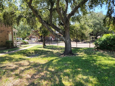 2626 Holly Hall St unit 403, Houston, TX 77054 - photo 7