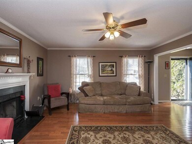 1 Hyde Park Ln, Mauldin, SC 29662 - photo 2