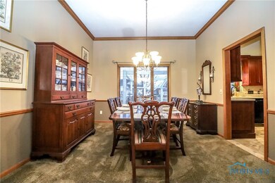dining room 10 ft ceilings