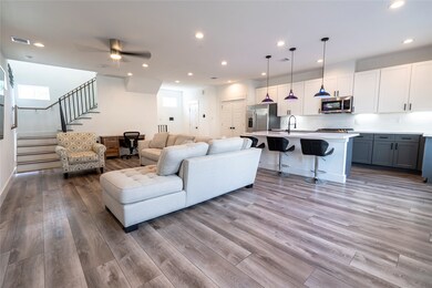 2056 Johanna Dr unit F, Houston, TX 77055 - photo 4