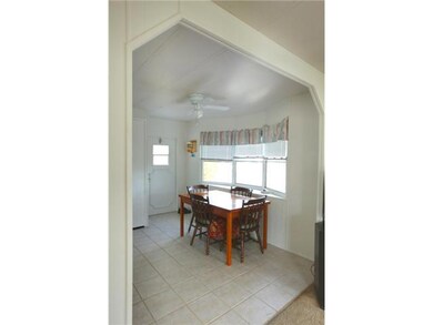 919 Hawthorn Cir, Sebastian, FL 32976 - photo 4