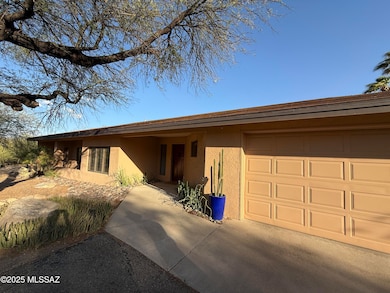 6080 N Sabino Shadow Ln, Tucson, AZ 85750 - photo 4